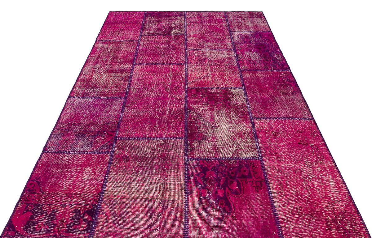 Fuchsia Over Dyed Patchwork Unique Rug 5&#39;3&#39;&#39; x 7&#39;7&#39;&#39; ft 161 x 231 cm