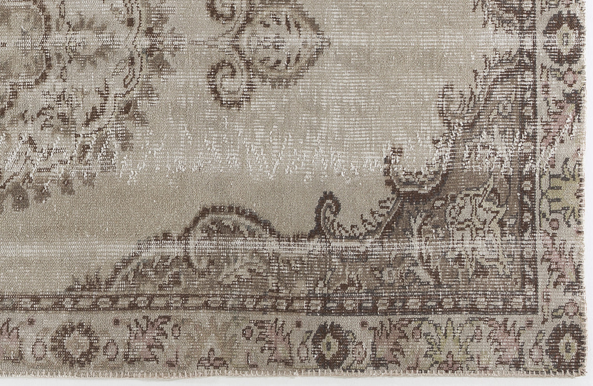 Beige Over Dyed Vintage Rug 4&#39;9&#39;&#39; x 8&#39;10&#39;&#39; ft 145 x 270 cm