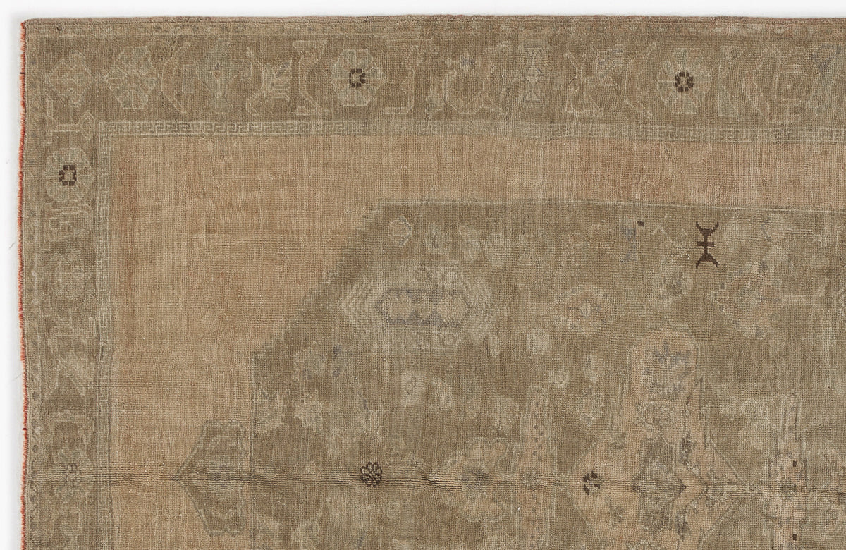 Beige Over Dyed Heritage Rug 5&#39;9&#39;&#39; x 8&#39;4&#39;&#39; ft 175 x 255 cm