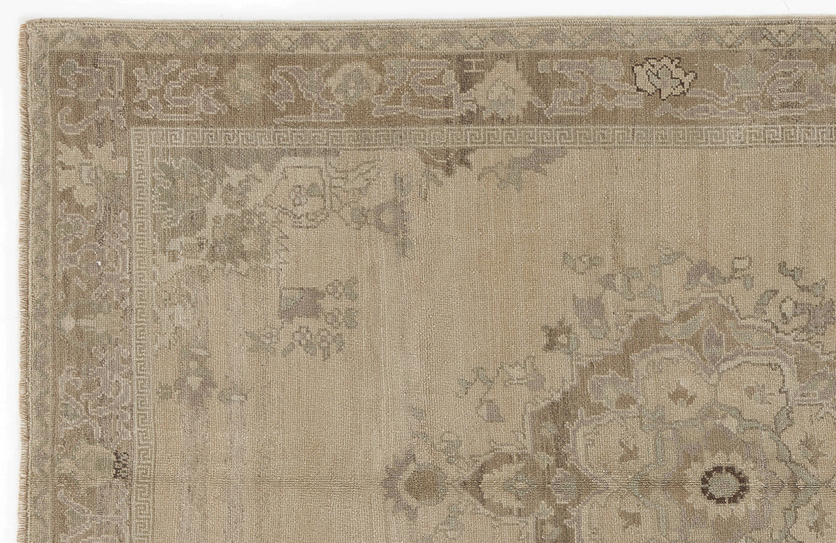Beige Over Dyed Heritage Rug 5&#39;5&#39;&#39; x 8&#39;10&#39;&#39; ft 165 x 270 cm