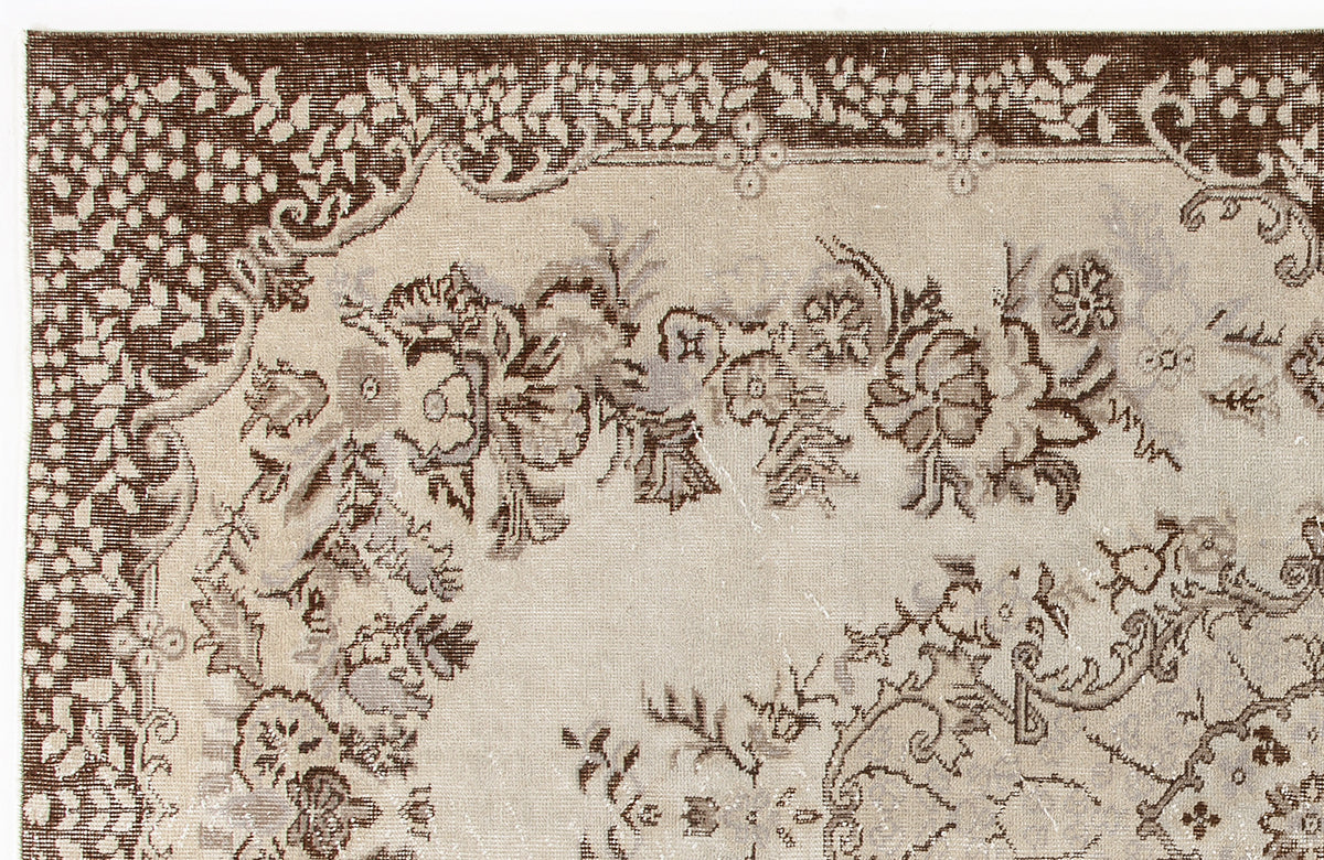 Beige Over Dyed Vintage Rug 5&#39;6&#39;&#39; x 8&#39;11&#39;&#39; ft 168 x 272 cm