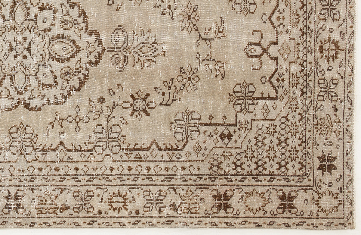 Beige Over Dyed Vintage Rug 4&#39;12&#39;&#39; x 9&#39;2&#39;&#39; ft 152 x 280 cm