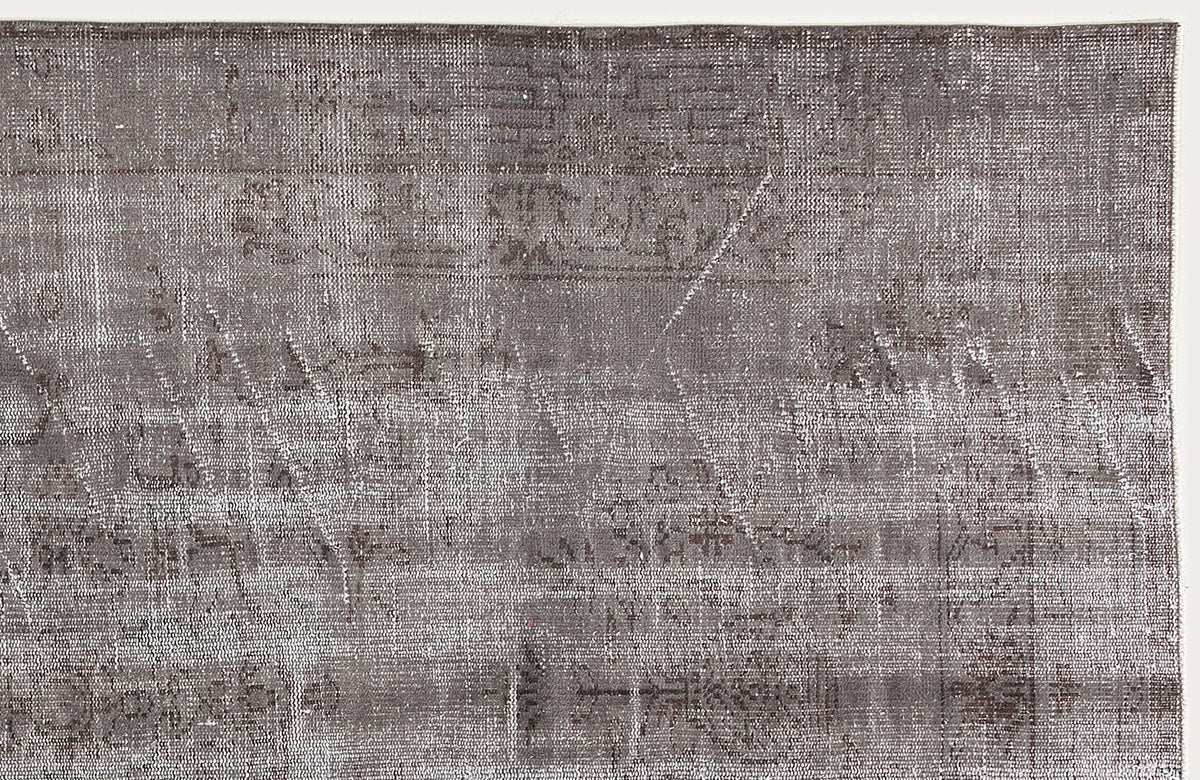 Gray Over Dyed Vintage Rug 5&#39;7&#39;&#39; x 9&#39;5&#39;&#39; ft 171 x 286 cm