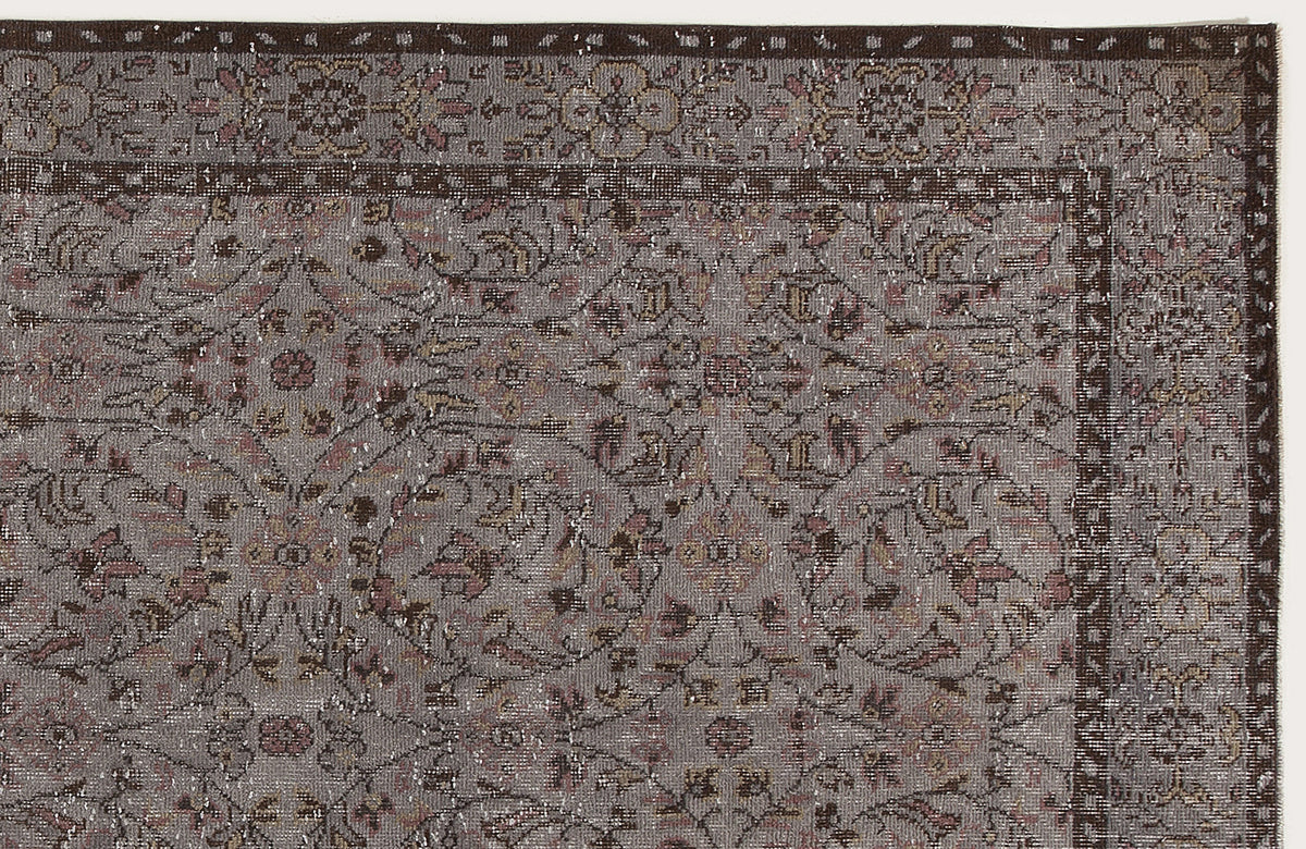 Gray Over Dyed Vintage Rug 5&#39;7&#39;&#39; x 9&#39;10&#39;&#39; ft 171 x 300 cm