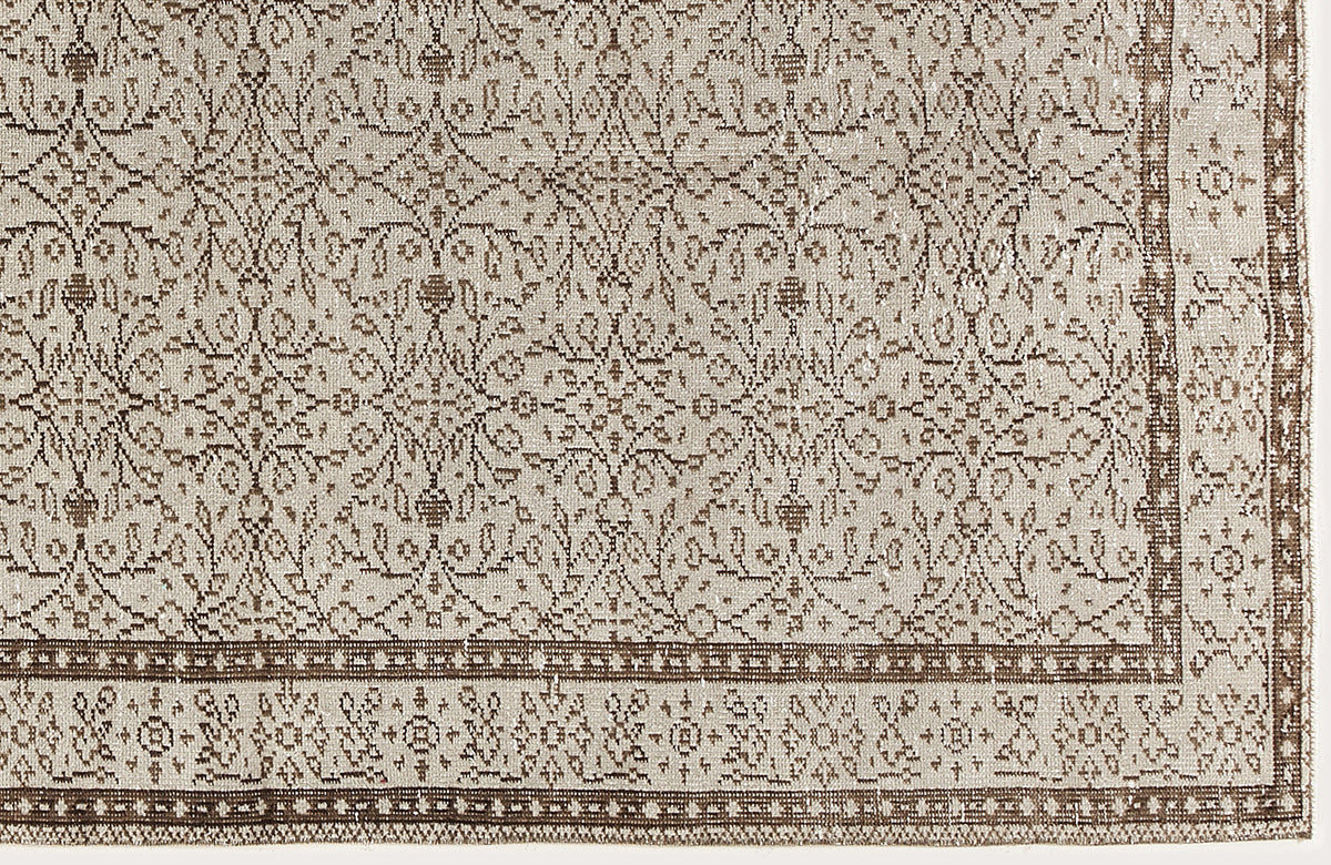 Beige Over Dyed Vintage Rug 4&#39;11&#39;&#39; x 9&#39;0&#39;&#39; ft 149 x 275 cm