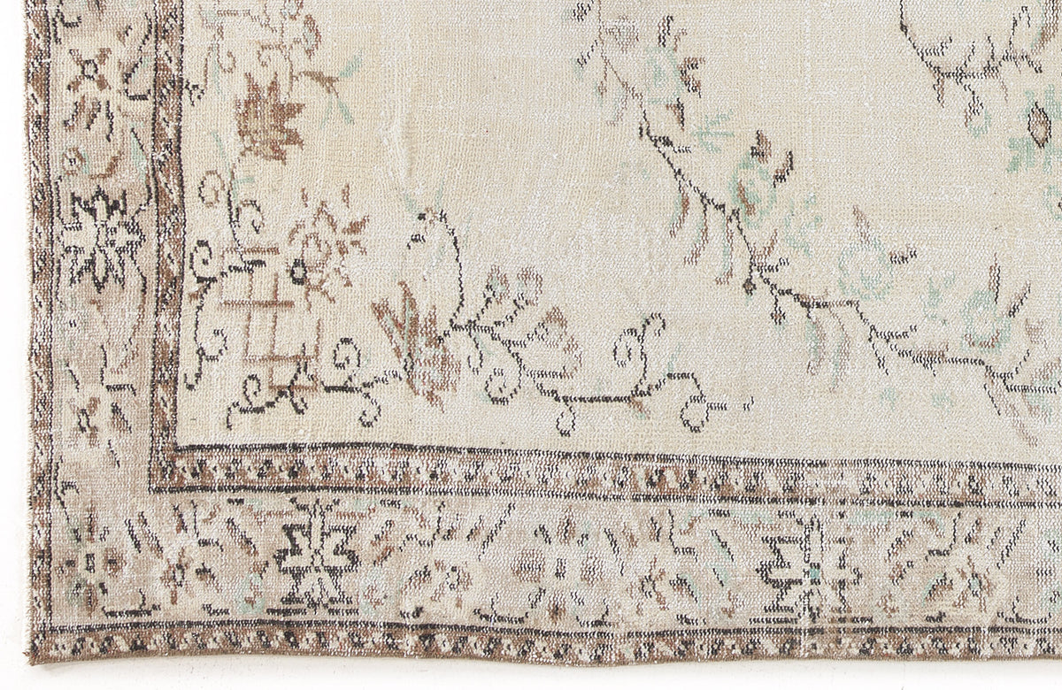 Beige Over Dyed Vintage Rug 5&#39;10&#39;&#39; x 9&#39;9&#39;&#39; ft 179 x 297 cm
