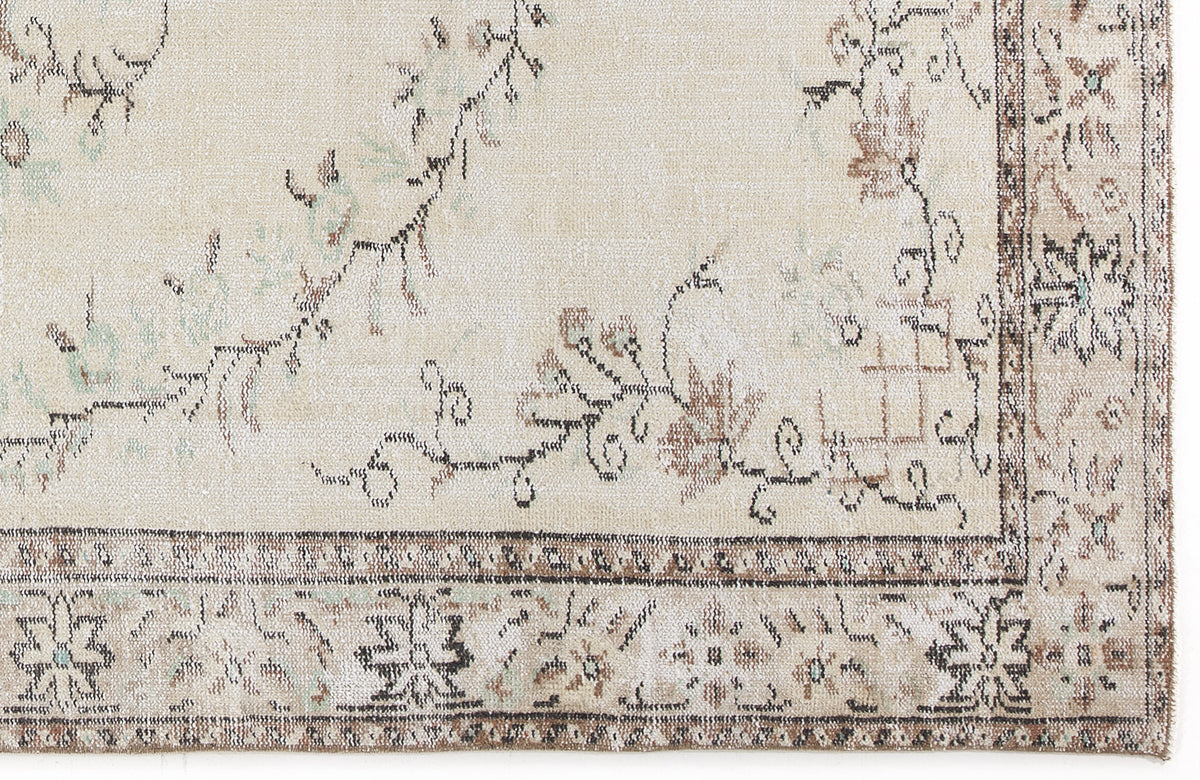 Beige Over Dyed Vintage Rug 5&#39;10&#39;&#39; x 9&#39;9&#39;&#39; ft 179 x 297 cm