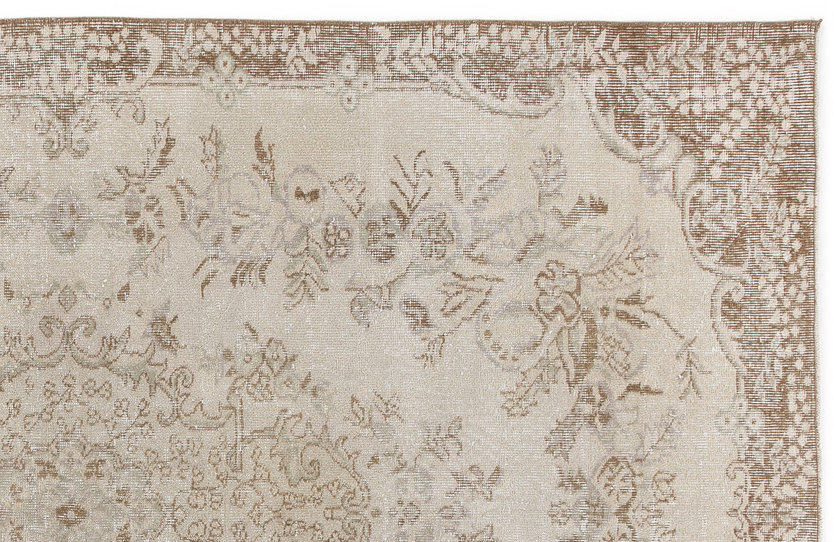 Beige Over Dyed Vintage Rug 5&#39;5&#39;&#39; x 8&#39;8&#39;&#39; ft 165 x 265 cm