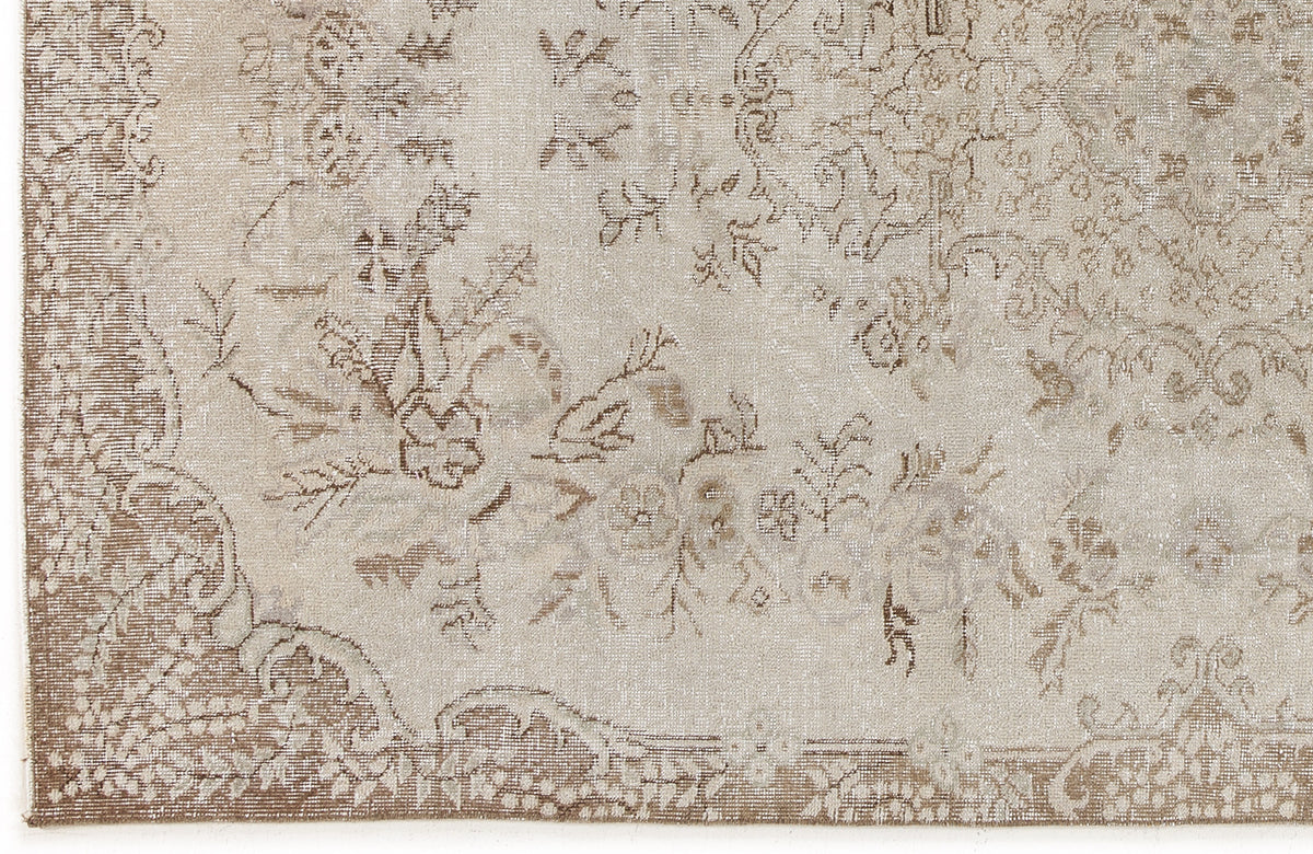 Beige Over Dyed Vintage Rug 5&#39;5&#39;&#39; x 8&#39;8&#39;&#39; ft 165 x 265 cm
