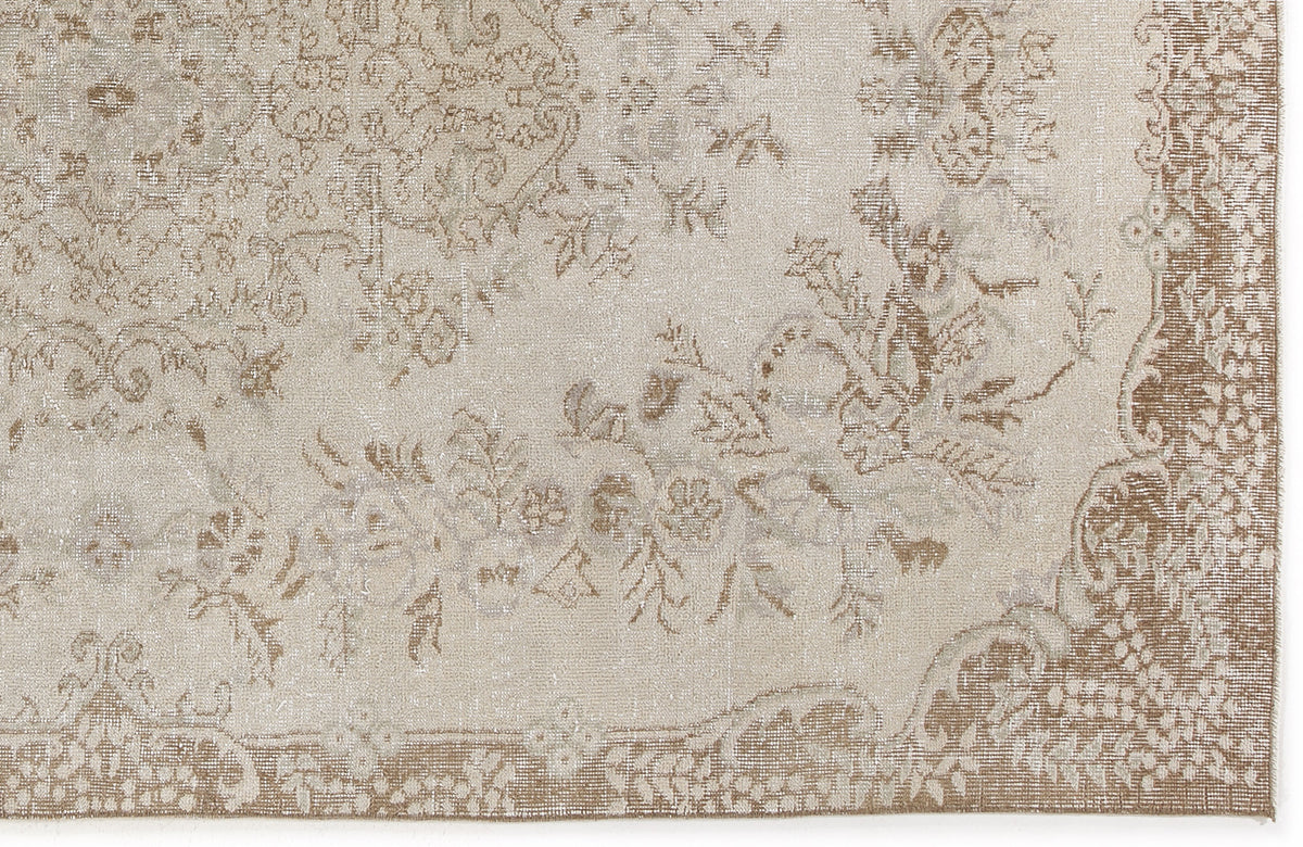 Beige Over Dyed Vintage Rug 5&#39;5&#39;&#39; x 8&#39;8&#39;&#39; ft 165 x 265 cm