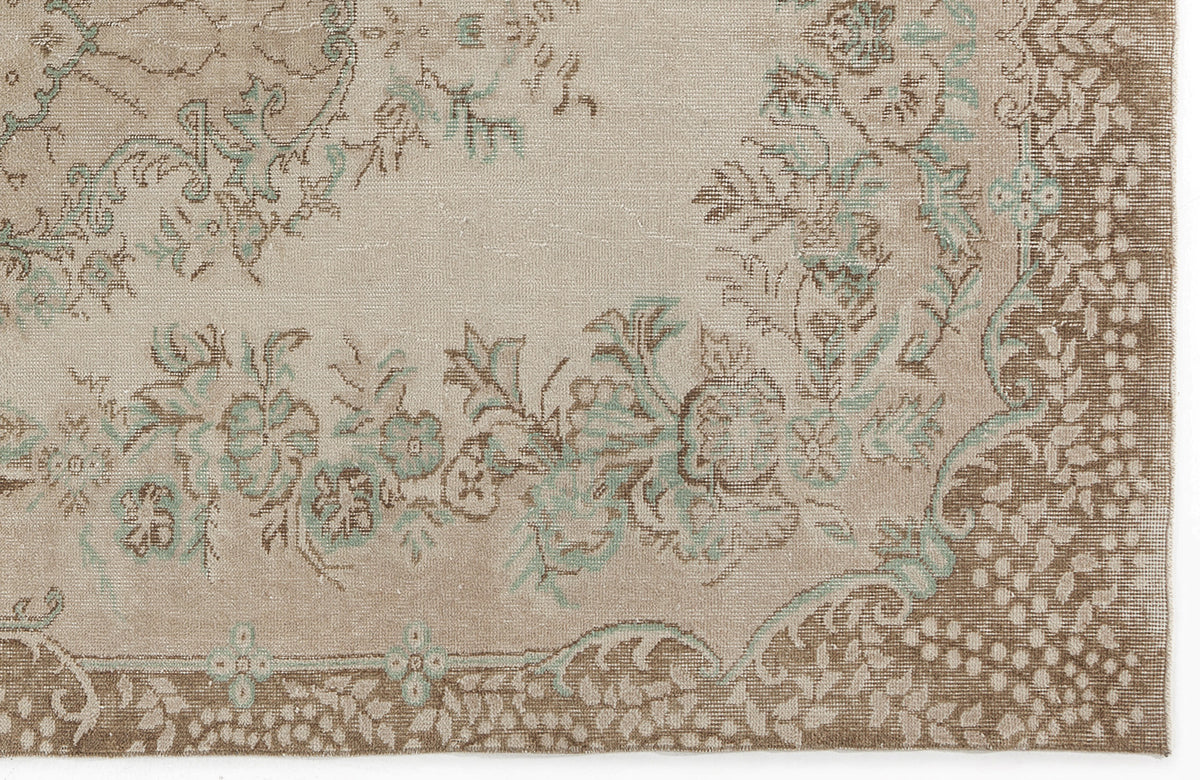 Beige Over Dyed Vintage Rug 5&#39;7&#39;&#39; x 9&#39;6&#39;&#39; ft 170 x 290 cm