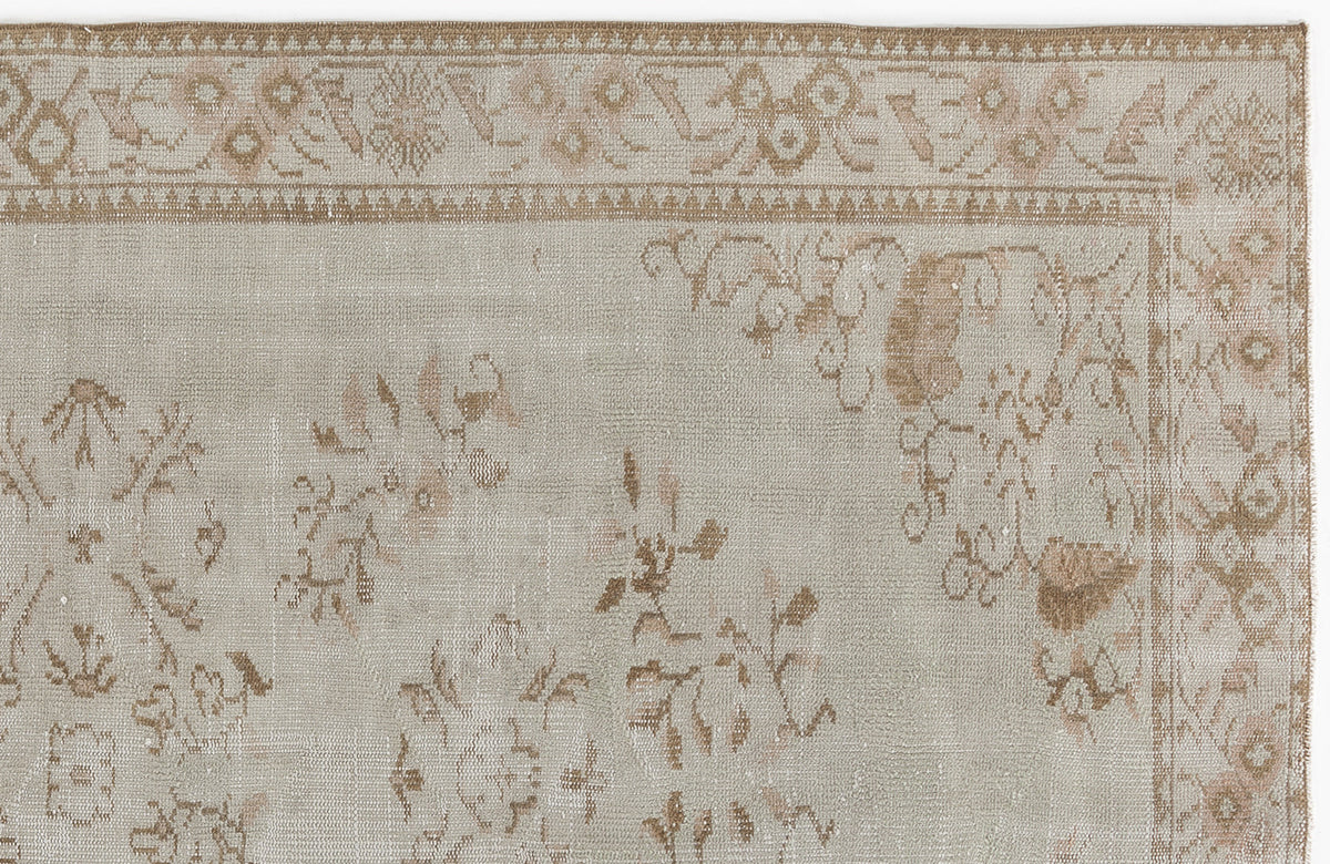 Beige Over Dyed Vintage Rug 5&#39;3&#39;&#39; x 8&#39;8&#39;&#39; ft 160 x 264 cm