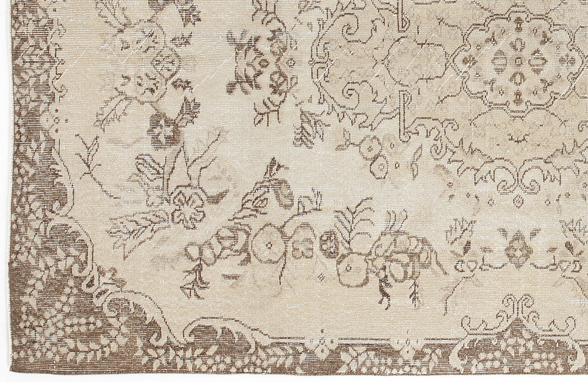 Beige Over Dyed Vintage Rug 5&#39;7&#39;&#39; x 8&#39;10&#39;&#39; ft 169 x 268 cm