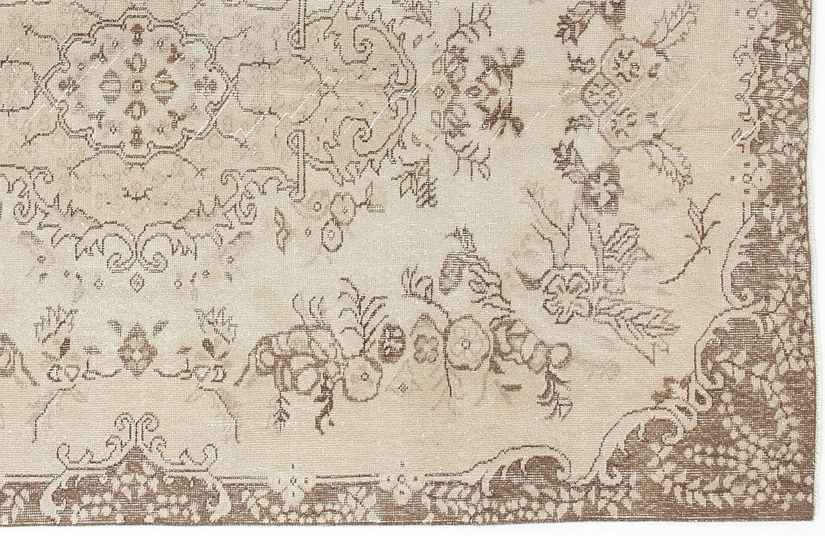Beige Over Dyed Vintage Rug 5&#39;7&#39;&#39; x 8&#39;10&#39;&#39; ft 169 x 268 cm