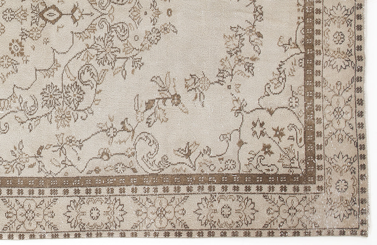 Beige Over Dyed Vintage Rug 5&#39;10&#39;&#39; x 9&#39;9&#39;&#39; ft 177 x 298 cm