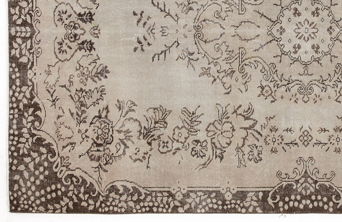 Beige Over Dyed Vintage Rug 5&#39;7&#39;&#39; x 9&#39;2&#39;&#39; ft 171 x 280 cm