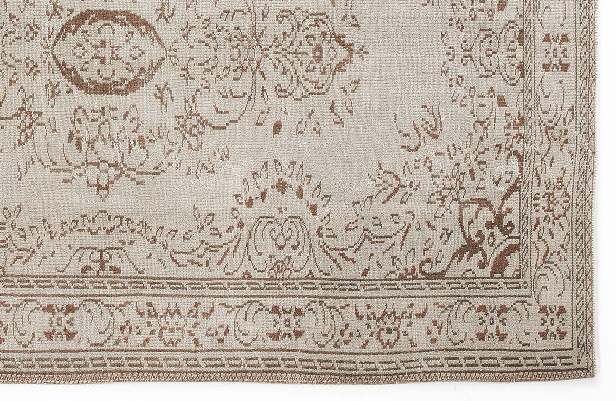 Beige Over Dyed Vintage Rug 5&#39;9&#39;&#39; x 8&#39;8&#39;&#39; ft 176 x 263 cm