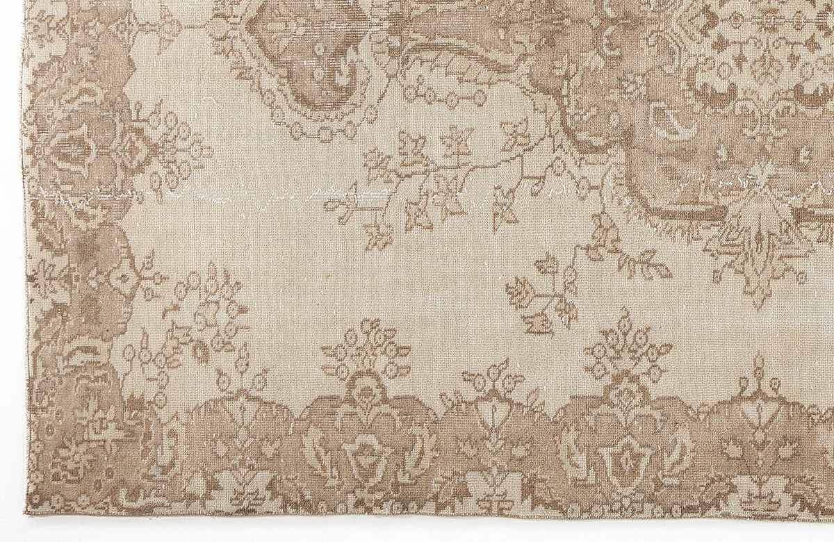 Beige Over Dyed Vintage Rug 5&#39;5&#39;&#39; x 8&#39;10&#39;&#39; ft 165 x 270 cm