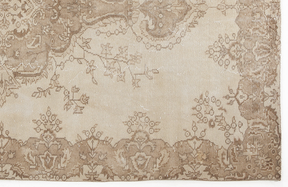 Beige Over Dyed Vintage Rug 5&#39;5&#39;&#39; x 8&#39;10&#39;&#39; ft 165 x 270 cm