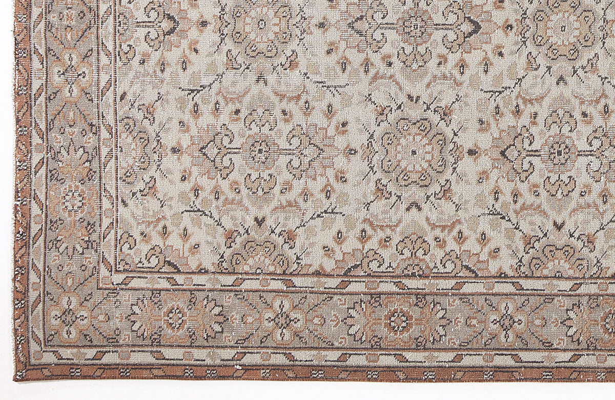 Beige Over Dyed Vintage Rug 5&#39;7&#39;&#39; x 9&#39;3&#39;&#39; ft 170 x 283 cm