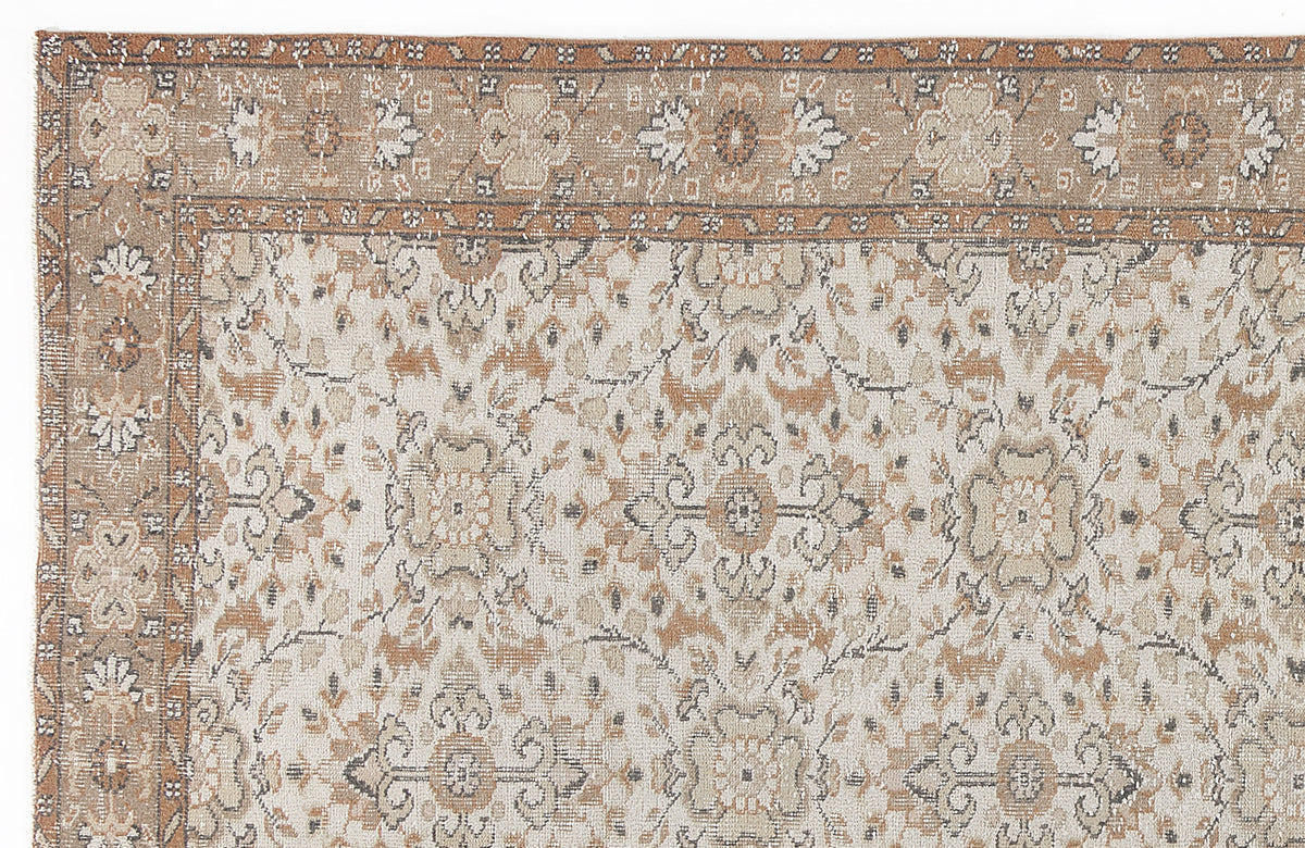 Beige Over Dyed Vintage Rug 5&#39;5&#39;&#39; x 9&#39;1&#39;&#39; ft 164 x 277 cm