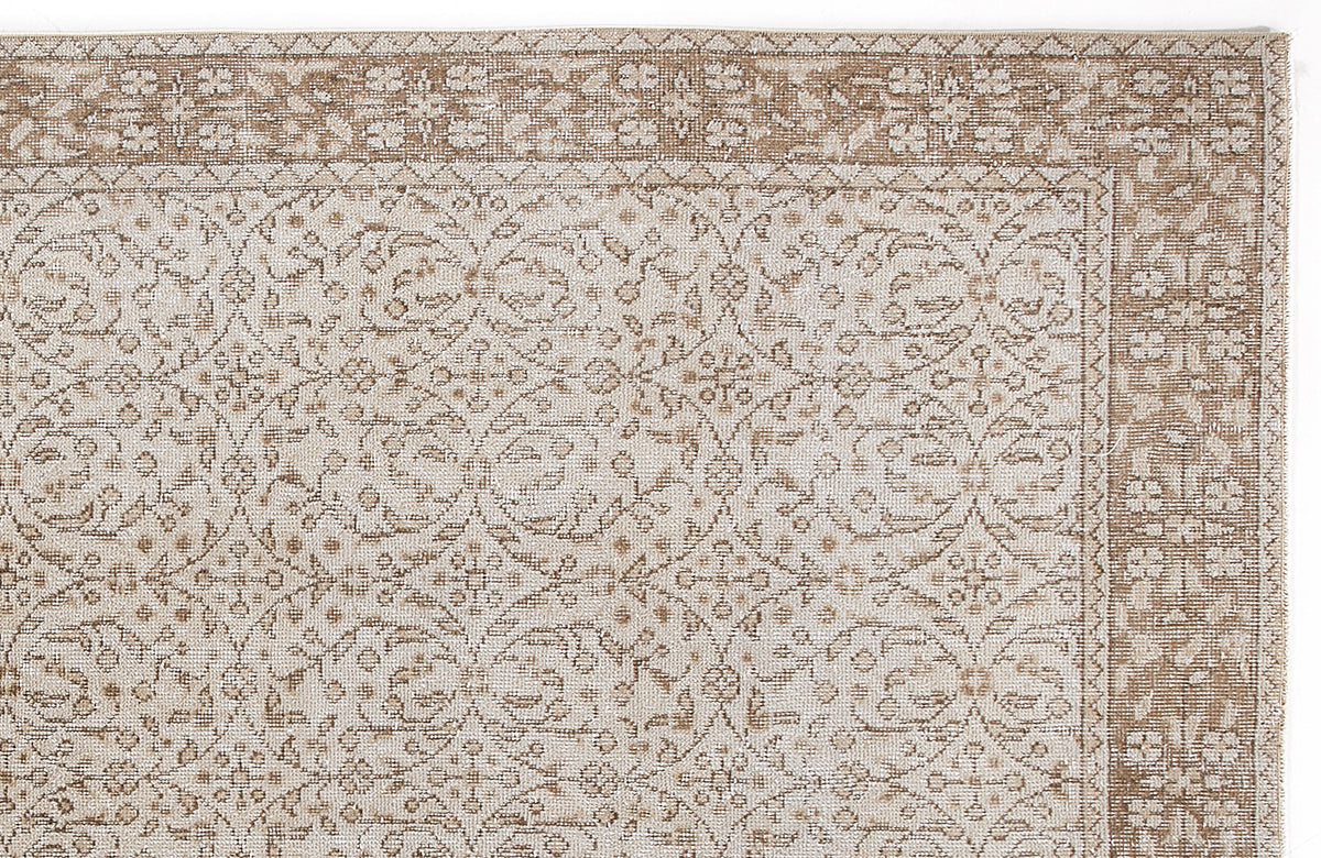 Beige Over Dyed Vintage Rug 5&#39;3&#39;&#39; x 8&#39;8&#39;&#39; ft 160 x 264 cm