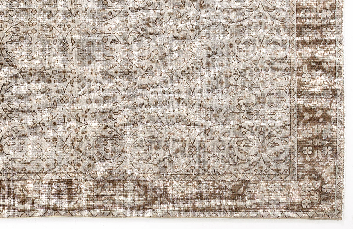 Beige Over Dyed Vintage Rug 5&#39;3&#39;&#39; x 8&#39;8&#39;&#39; ft 160 x 264 cm