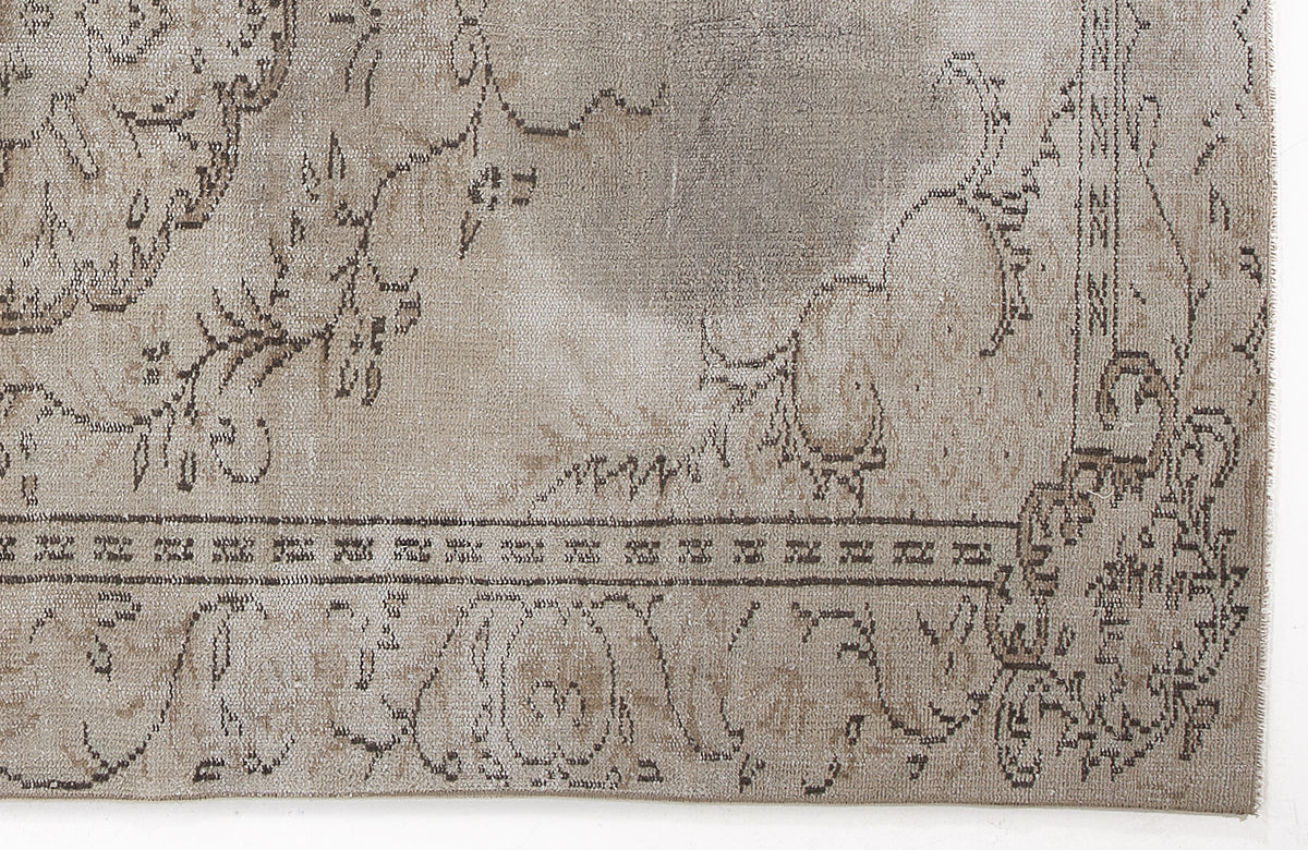 Beige Over Dyed Vintage Rug 5&#39;6&#39;&#39; x 8&#39;11&#39;&#39; ft 167 x 272 cm