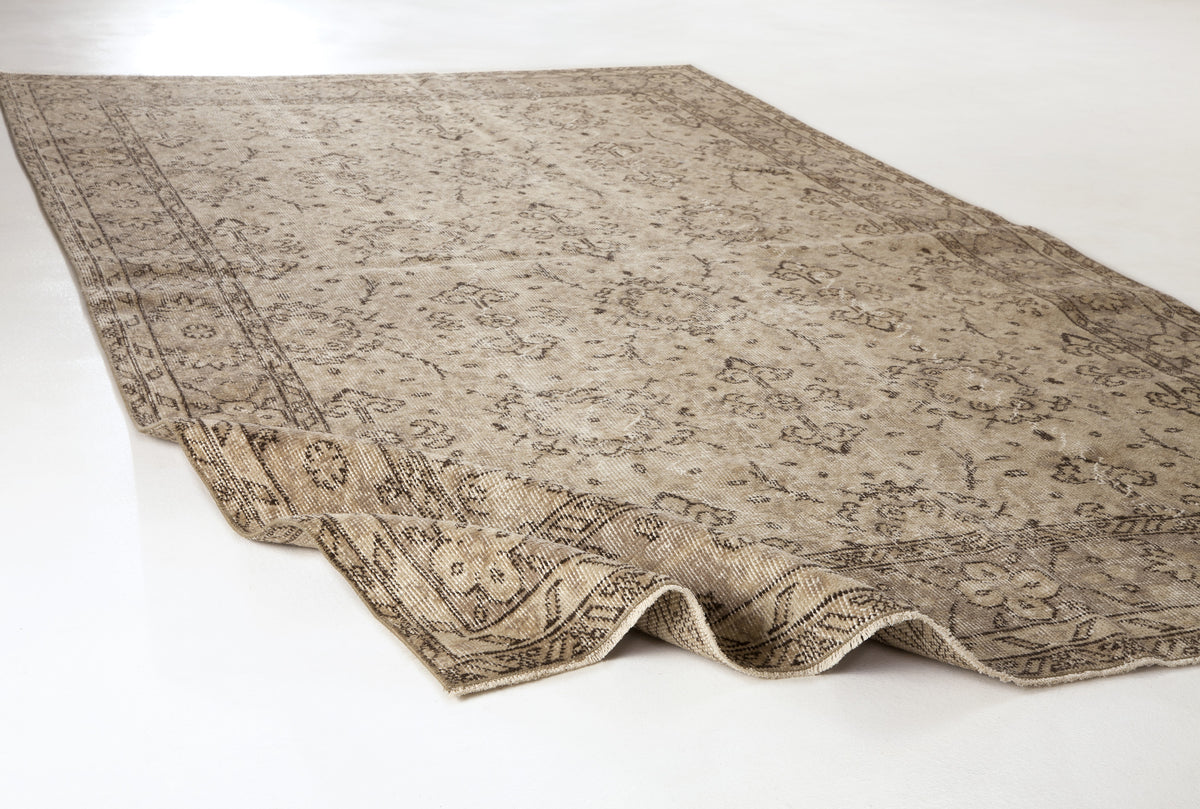 Beige Over Dyed Vintage Rug 5&#39;2&#39;&#39; x 8&#39;6&#39;&#39; ft 157 x 260 cm