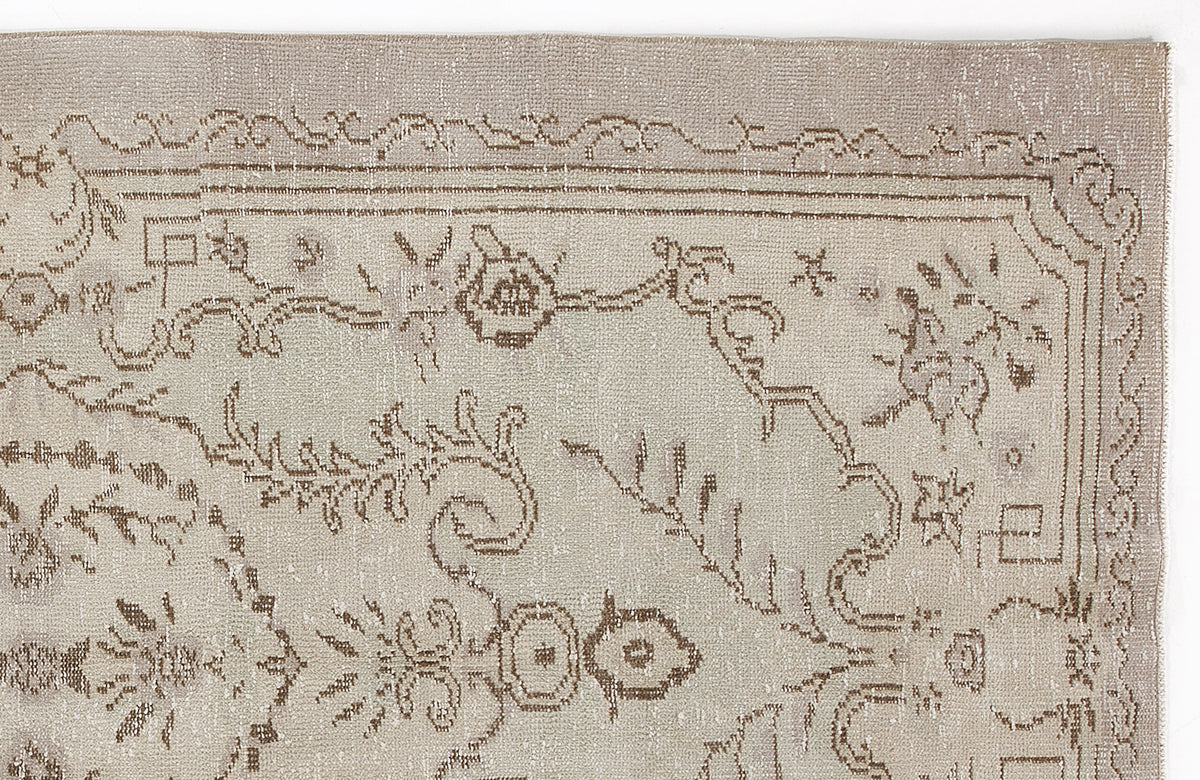 Beige Over Dyed Vintage Rug 4&#39;10&#39;&#39; x 8&#39;8&#39;&#39; ft 148 x 265 cm