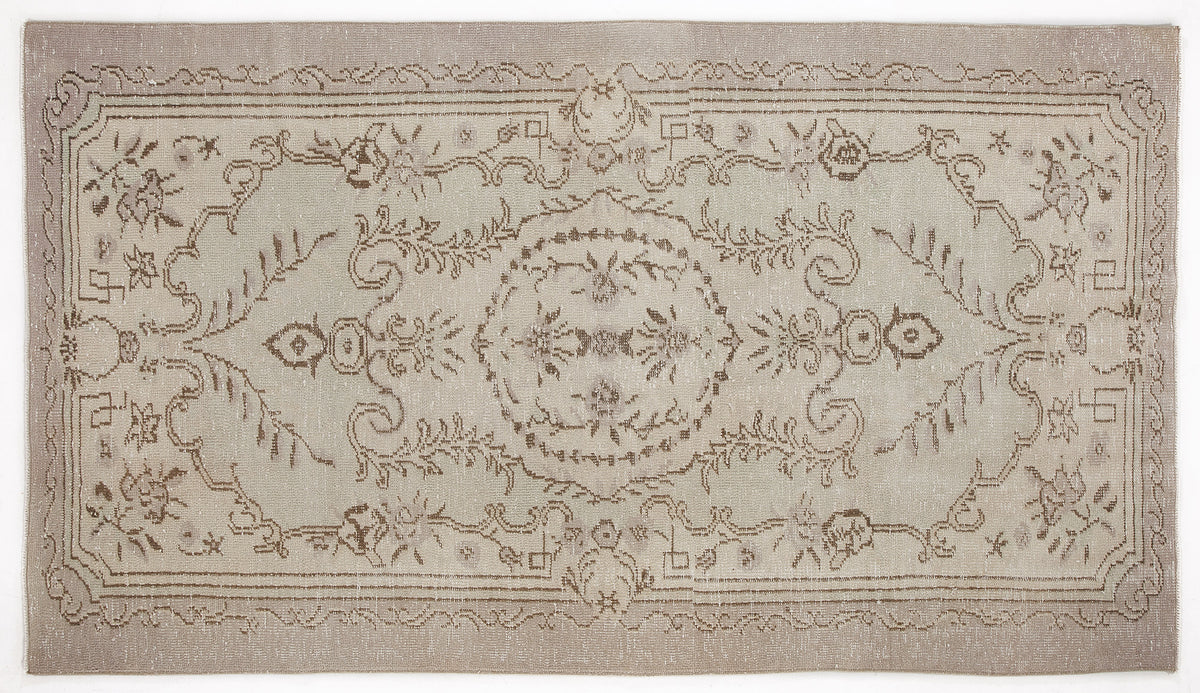 Beige Over Dyed Vintage Rug 4&#39;10&#39;&#39; x 8&#39;8&#39;&#39; ft 148 x 265 cm