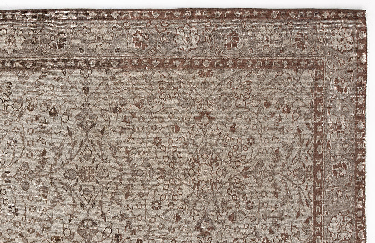 Beige Over Dyed Vintage Rug 5&#39;5&#39;&#39; x 8&#39;10&#39;&#39; ft 166 x 268 cm