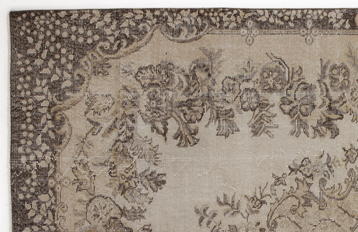 Beige Over Dyed Vintage Rug 5&#39;9&#39;&#39; x 9&#39;11&#39;&#39; ft 176 x 302 cm
