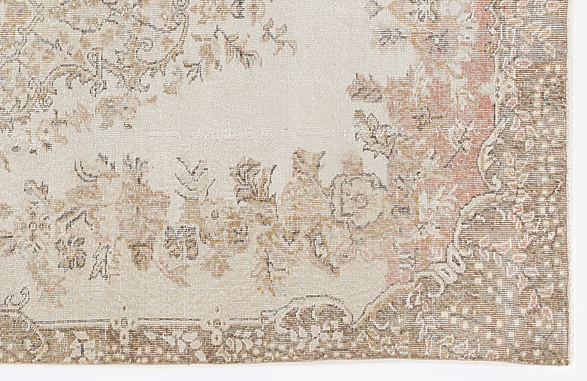 Beige Over Dyed Vintage Rug 5&#39;8&#39;&#39; x 9&#39;9&#39;&#39; ft 173 x 298 cm
