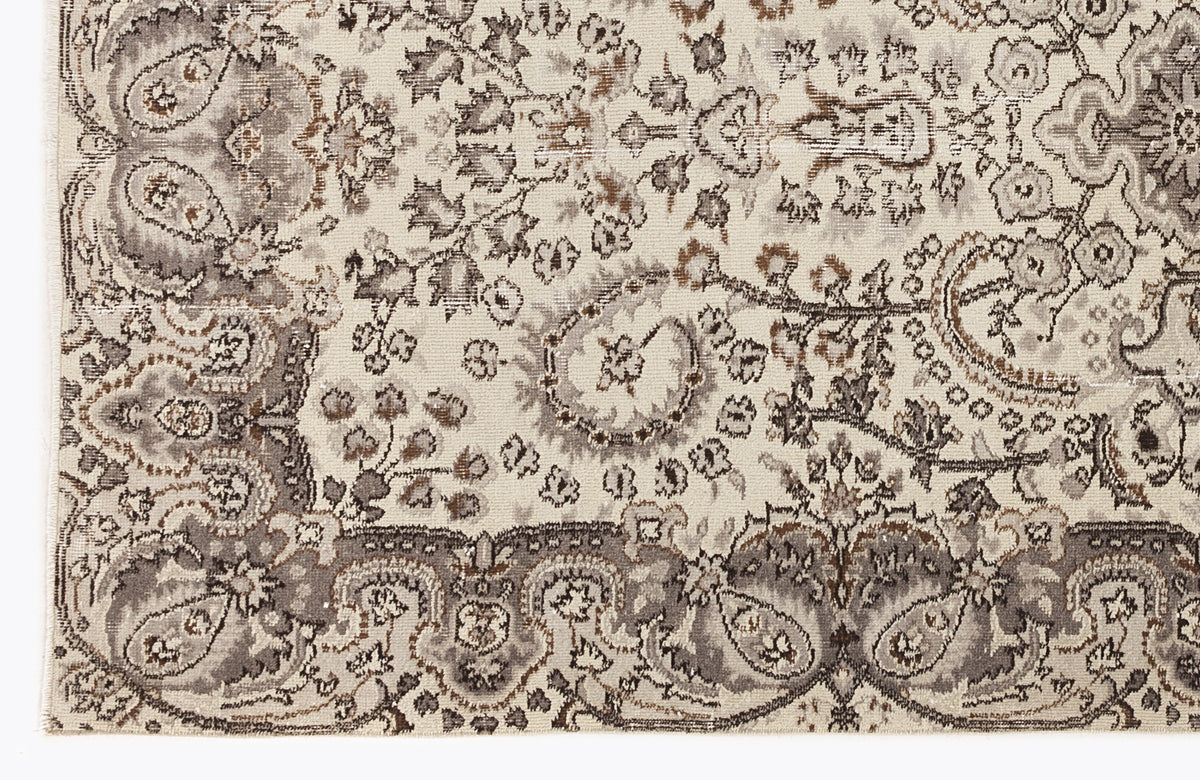 Beige Over Dyed Vintage Rug 5&#39;1&#39;&#39; x 8&#39;8&#39;&#39; ft 154 x 263 cm