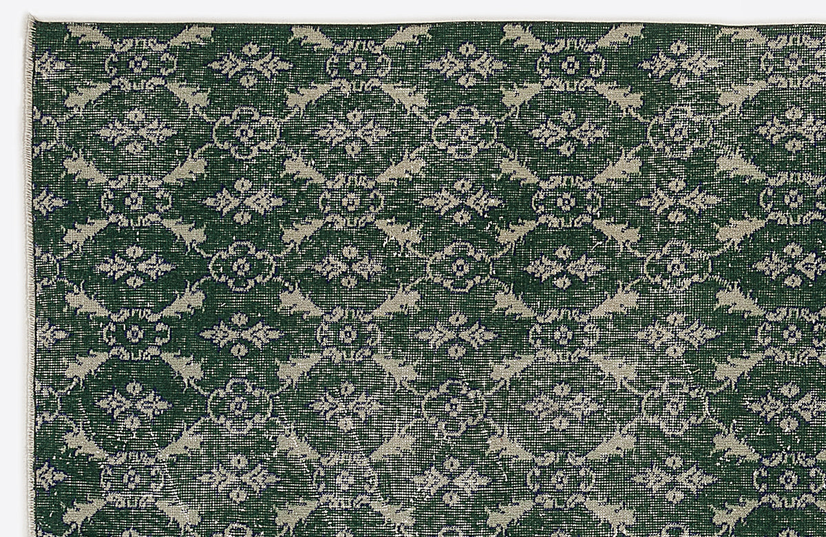 Green Over Dyed Vintage Rug 4&#39;8&#39;&#39; x 8&#39;3&#39;&#39; ft 142 x 252 cm