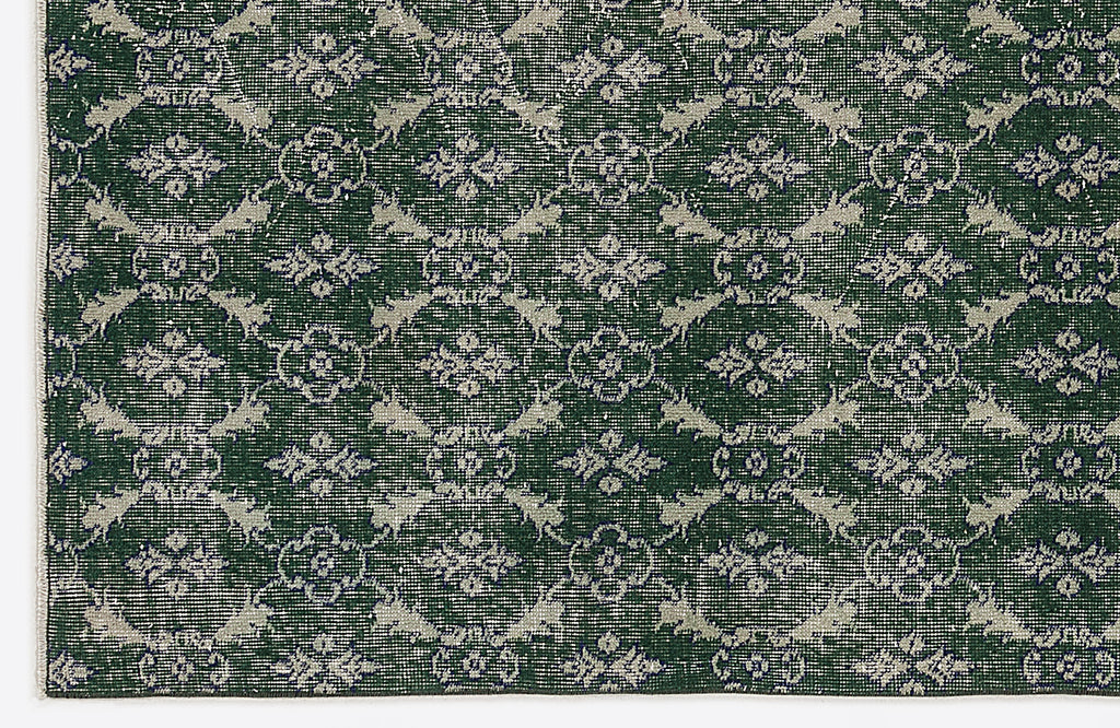 Green Over Dyed Vintage Rug 4'8'' x 8'3'' ft 142 x 252 cm