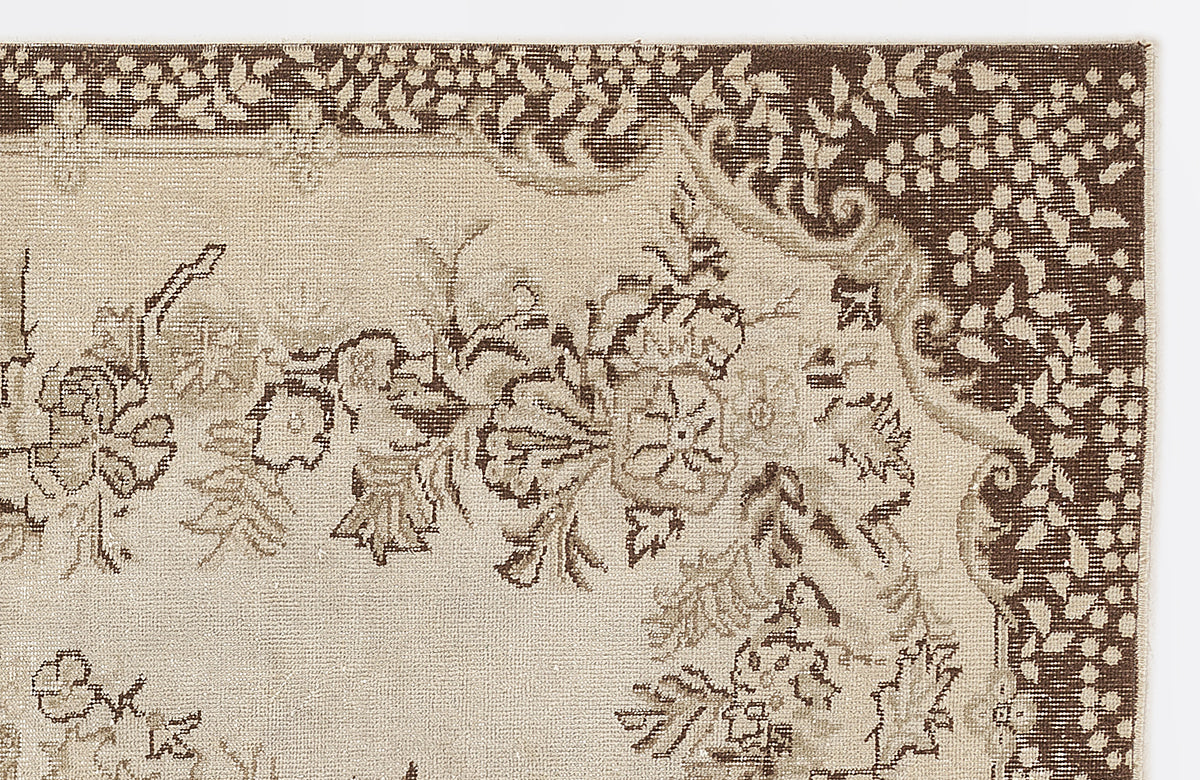 Beige Over Dyed Vintage Rug 5&#39;7&#39;&#39; x 9&#39;3&#39;&#39; ft 170 x 283 cm