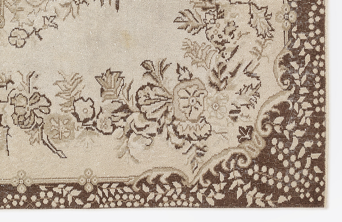 Beige Over Dyed Vintage Rug 5&#39;7&#39;&#39; x 9&#39;3&#39;&#39; ft 170 x 283 cm