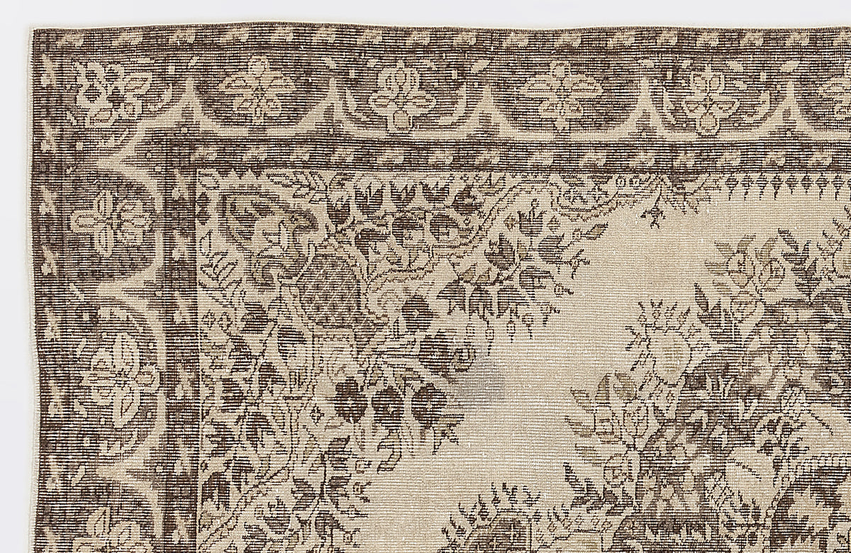 Beige Over Dyed Vintage Rug 5&#39;6&#39;&#39; x 8&#39;7&#39;&#39; ft 167 x 262 cm