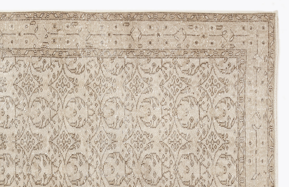 Beige Over Dyed Vintage Rug 5&#39;5&#39;&#39; x 9&#39;2&#39;&#39; ft 165 x 280 cm