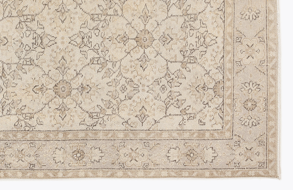 Beige Over Dyed Vintage Rug 5&#39;9&#39;&#39; x 9&#39;6&#39;&#39; ft 176 x 290 cm
