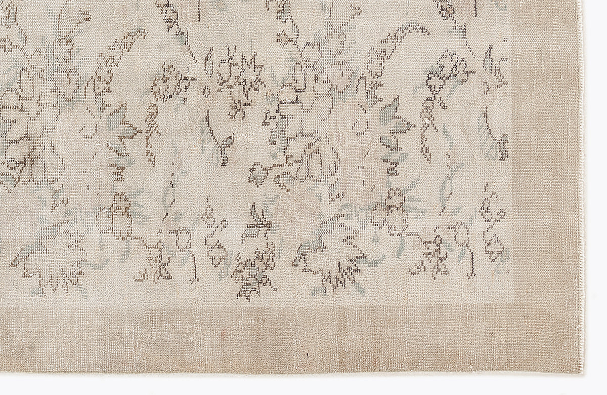 Beige Over Dyed Vintage Rug 5&#39;9&#39;&#39; x 8&#39;10&#39;&#39; ft 176 x 270 cm