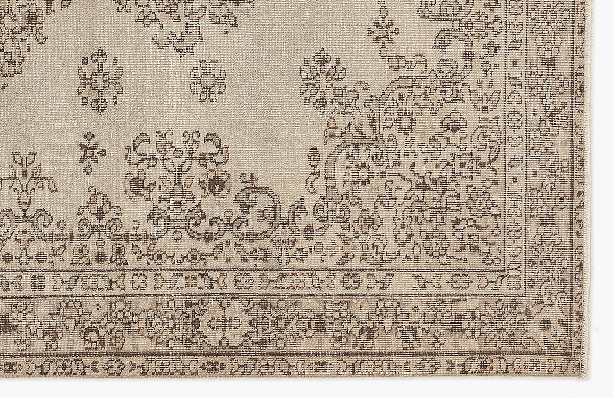 Beige Over Dyed Vintage Rug 5&#39;9&#39;&#39; x 8&#39;8&#39;&#39; ft 175 x 263 cm
