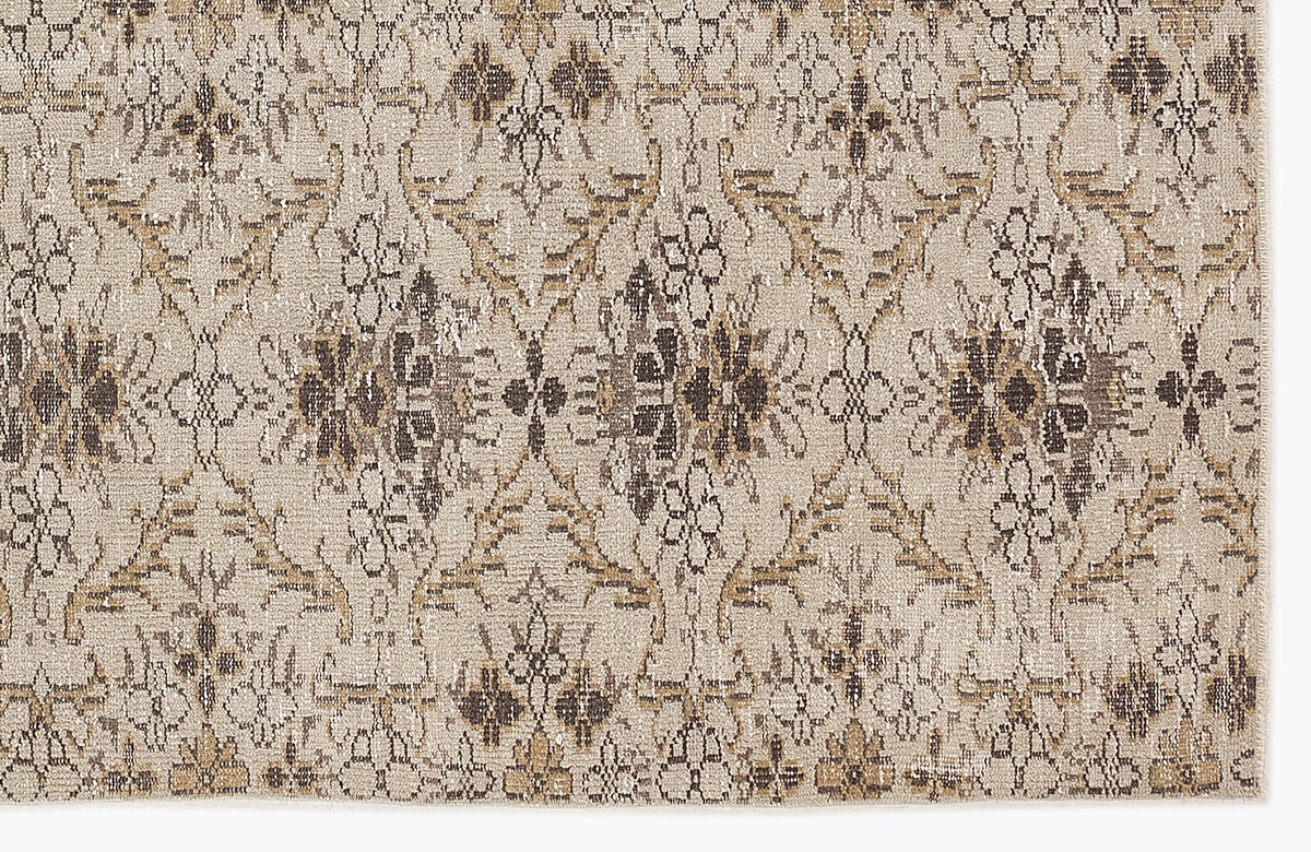 Beige Over Dyed Vintage Rug 5&#39;5&#39;&#39; x 9&#39;0&#39;&#39; ft 164 x 275 cm