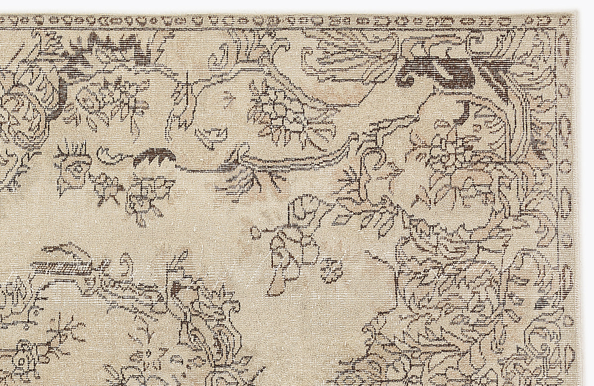 Beige Over Dyed Vintage Rug 5&#39;7&#39;&#39; x 8&#39;11&#39;&#39; ft 170 x 273 cm