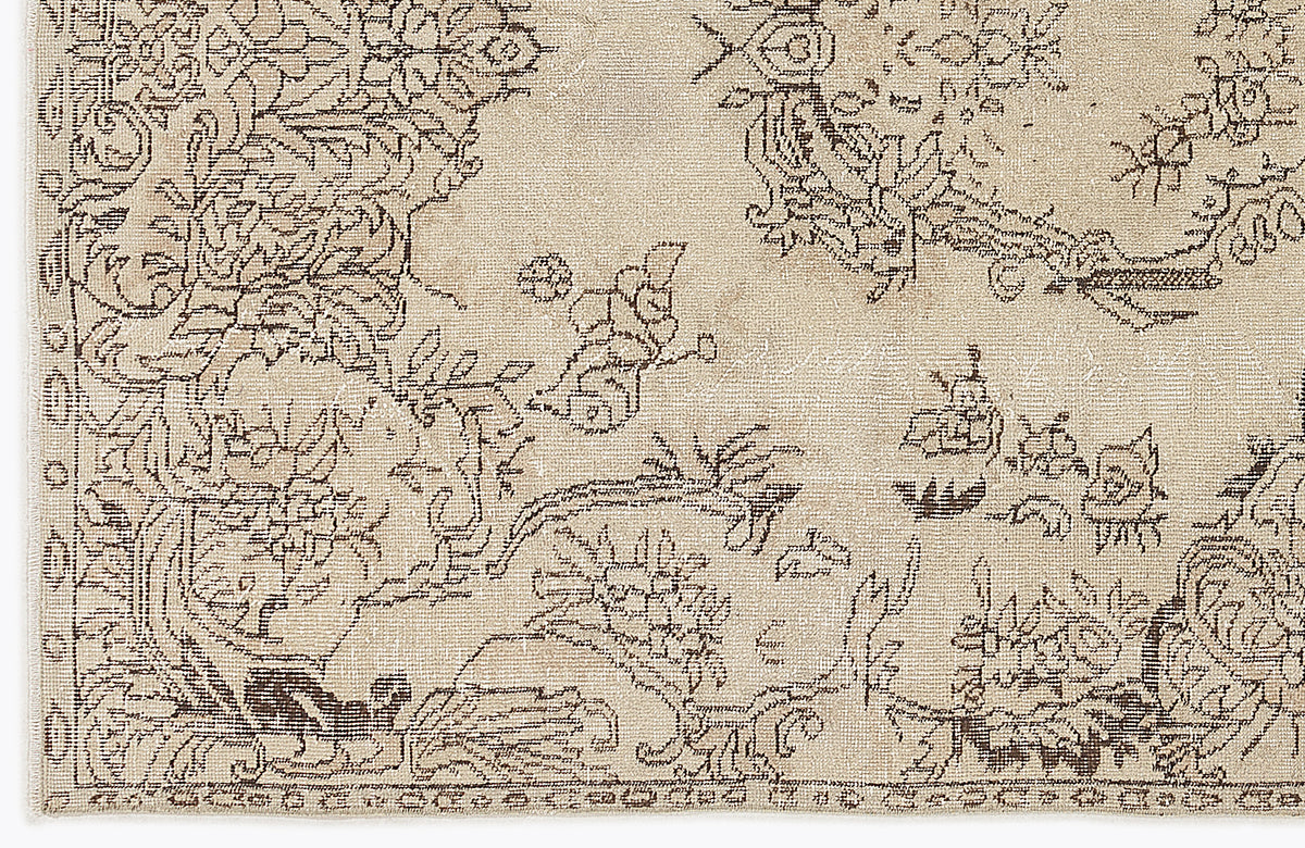 Beige Over Dyed Vintage Rug 5&#39;7&#39;&#39; x 8&#39;11&#39;&#39; ft 170 x 273 cm