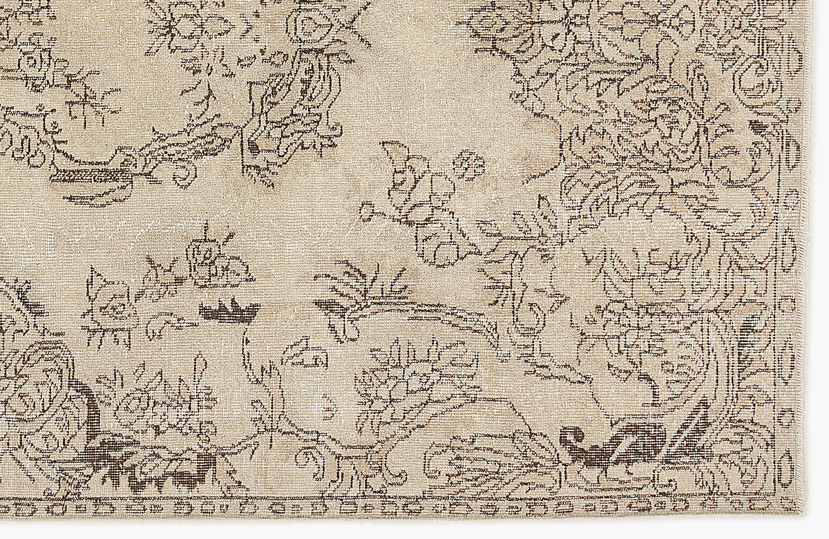 Beige Over Dyed Vintage Rug 5&#39;7&#39;&#39; x 8&#39;11&#39;&#39; ft 170 x 273 cm