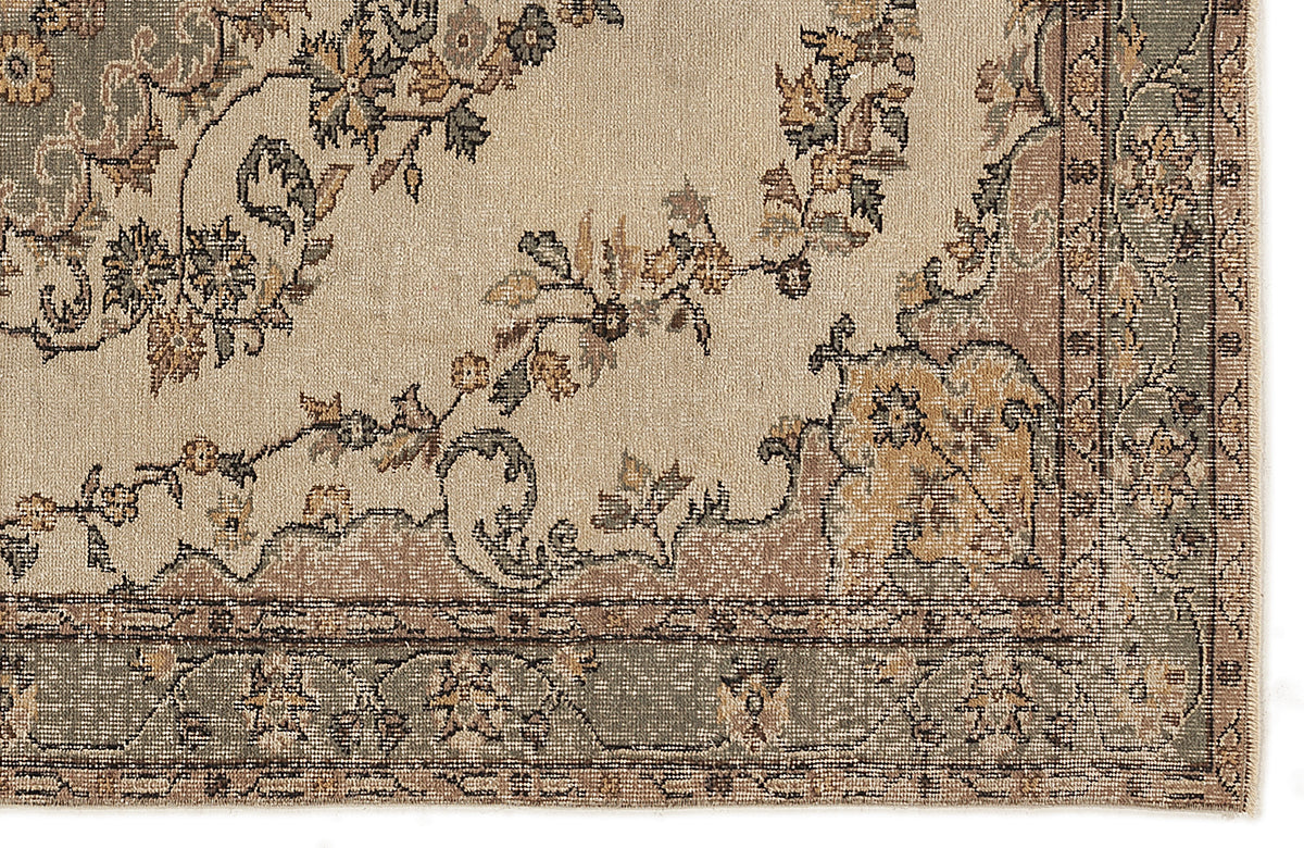 Naturel Over Dyed Vintage Rug 5&#39;7&#39;&#39; x 8&#39;11&#39;&#39; ft 170 x 273 cm