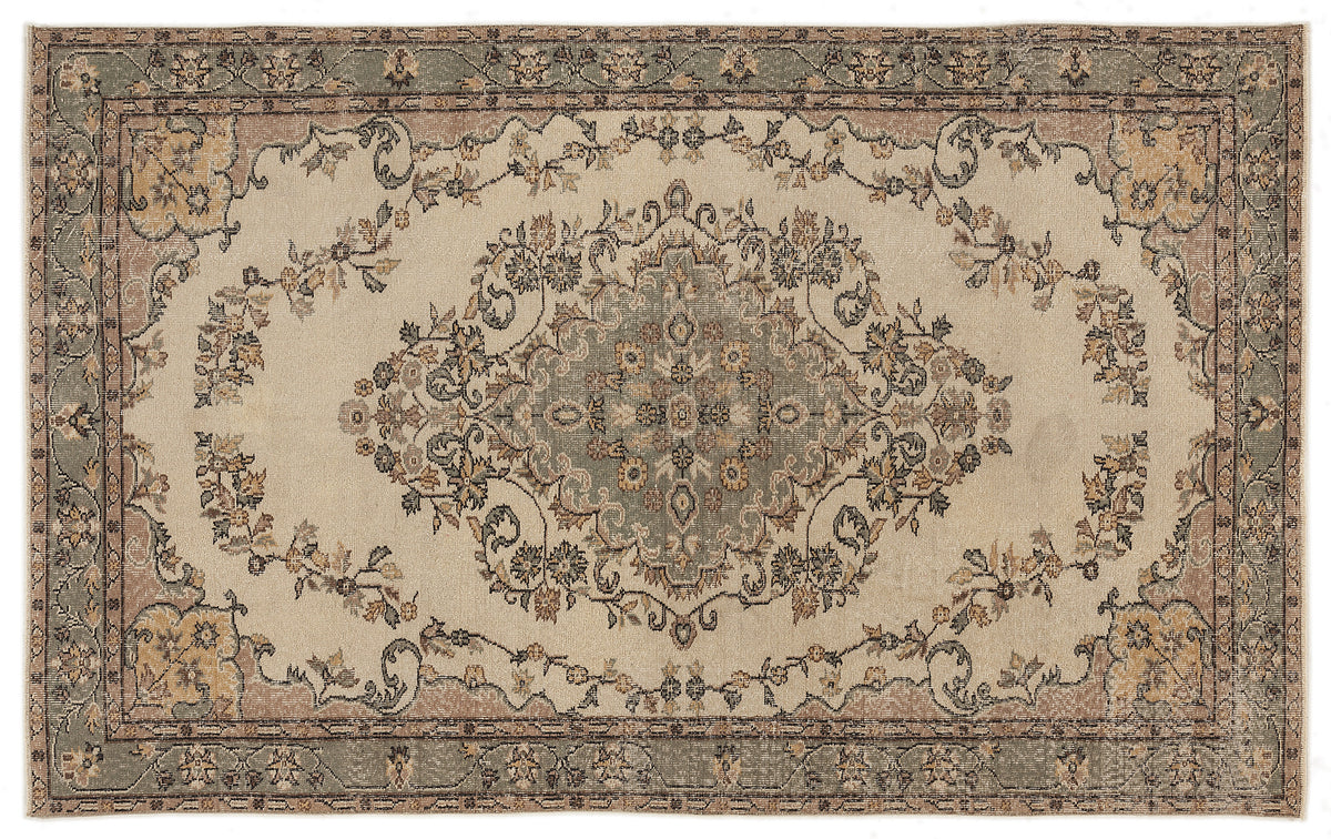 Naturel Over Dyed Vintage Rug 5&#39;7&#39;&#39; x 8&#39;11&#39;&#39; ft 170 x 273 cm